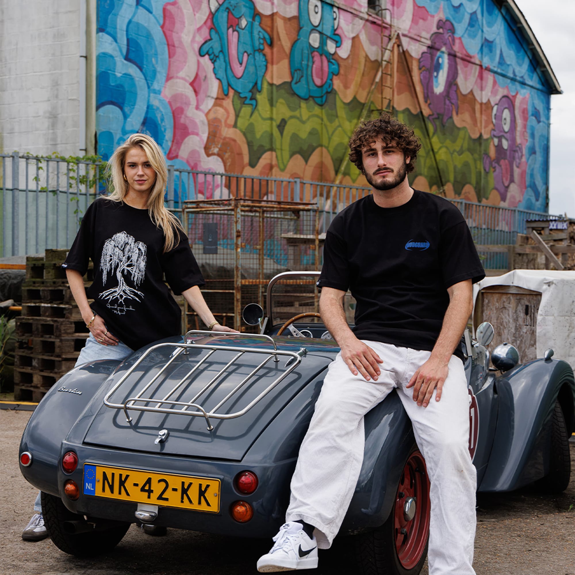 Two Mudguard models on a Burton