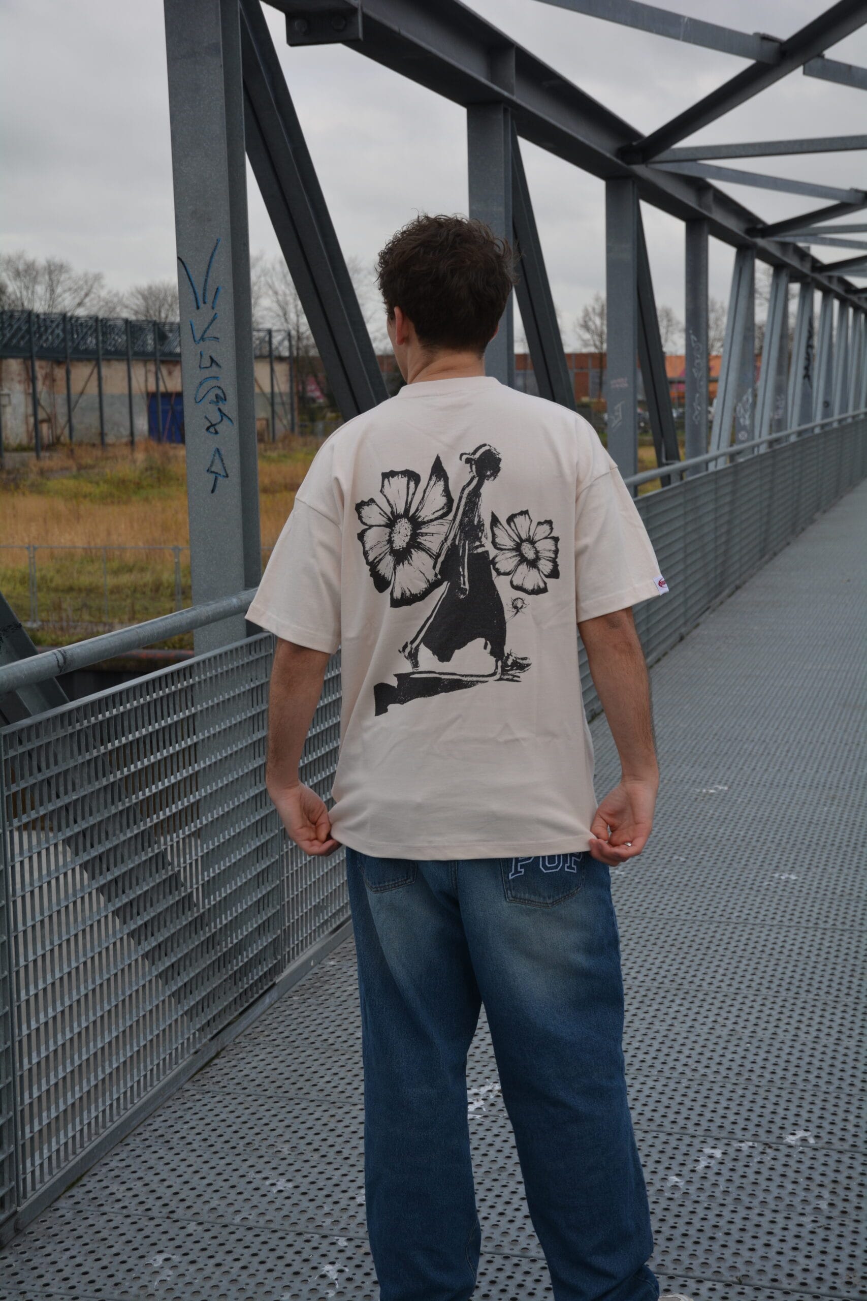 Flower Woman Off White on Mudguard Model