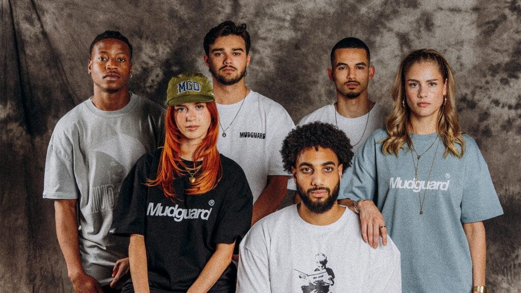 mudguard manifest collection background