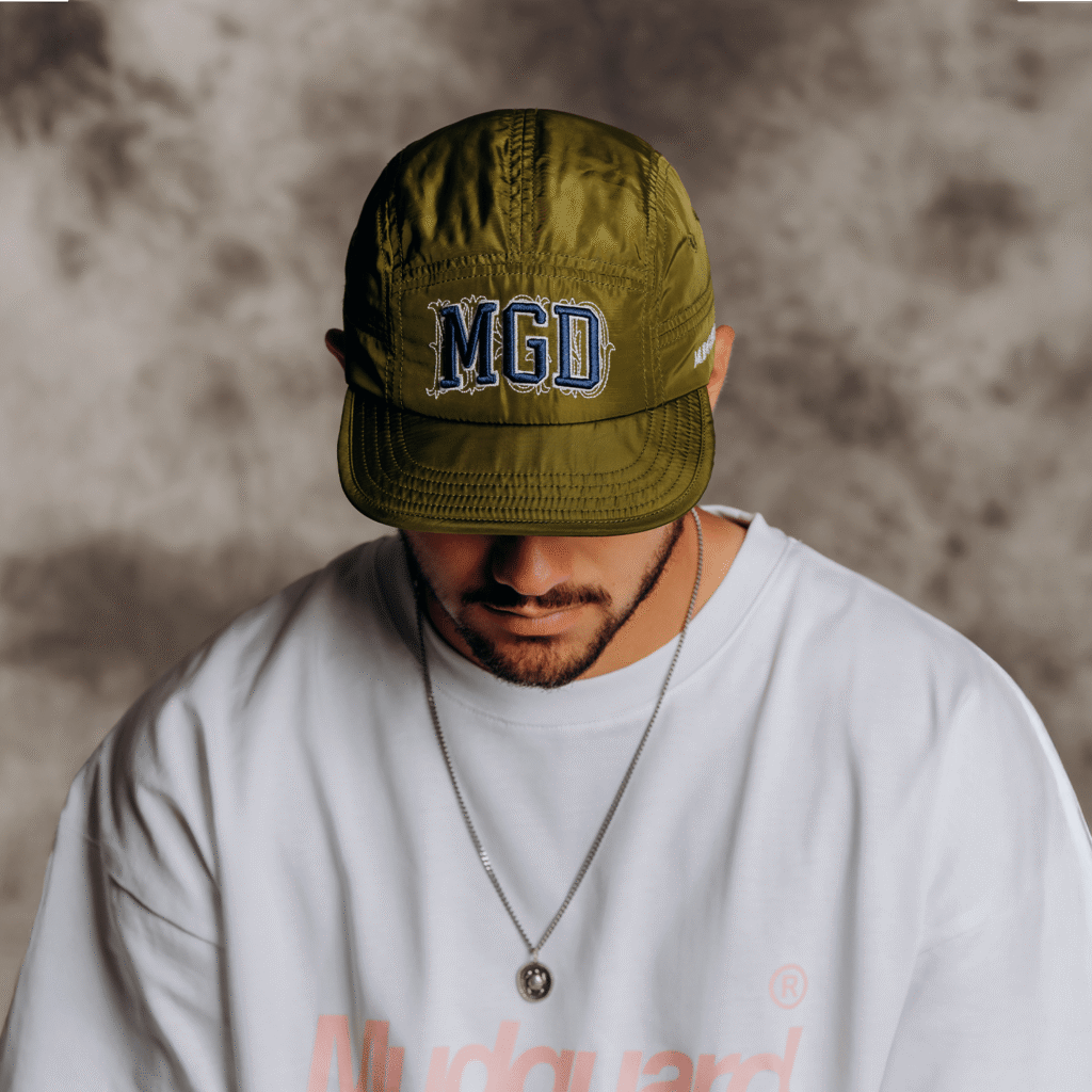 Mudguard Model Tom with cap