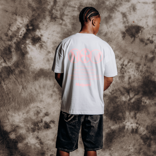 Mudguard statement piece white back